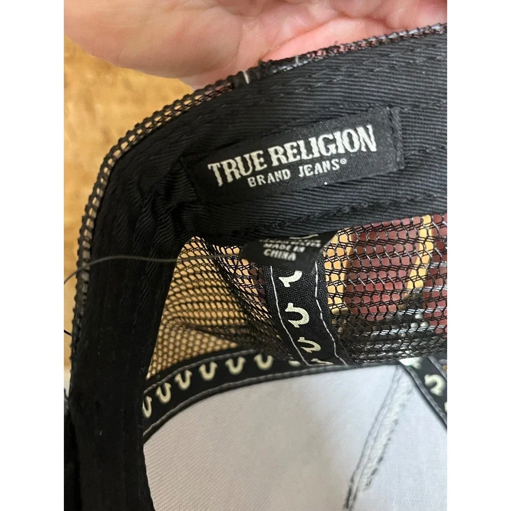 True Religion Mens Black Gold Buddha Logo Mesh Trucker Hat Snapback TR4108 NWT